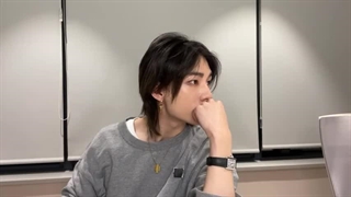 لایو هیونجین استری‌کیدز پارت1 + زیرنویس‌فارسی