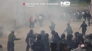 شاهد: اشتباکات بین قوات الأمن والمقترعین فی انتخابات غواتیمالا