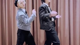 تیک تاک STRAY KIDS با فلیکس و لینو♡♡