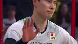 این اهنگرو موخامم ! این پسررم موخامممم :))))) بچه از این قانع تر؟