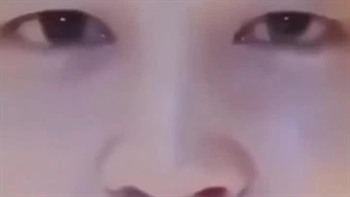 تو چشمای جیمین نگا کن....