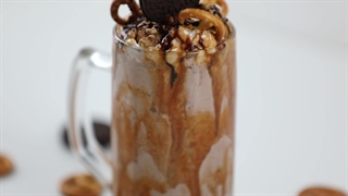 ویدئو طرز تهیه کوکتل موز و بستنی