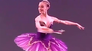 بخشی از باله‌ی اسمرالدا