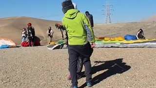 آموزش پاراگلایدر تهران و کرج - آکادمی پاراگلایدر پاراتهران